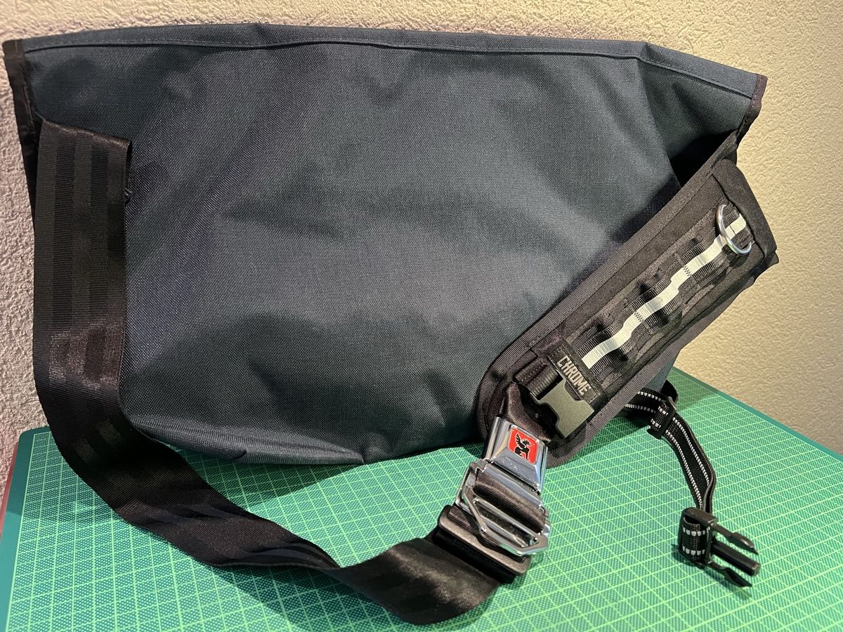 Borse: Tasche Chrome Industries Messenger Tasche neuwertig – Nuovo (secondo la descrizione) da Reiden venduto da HerrJacques 2