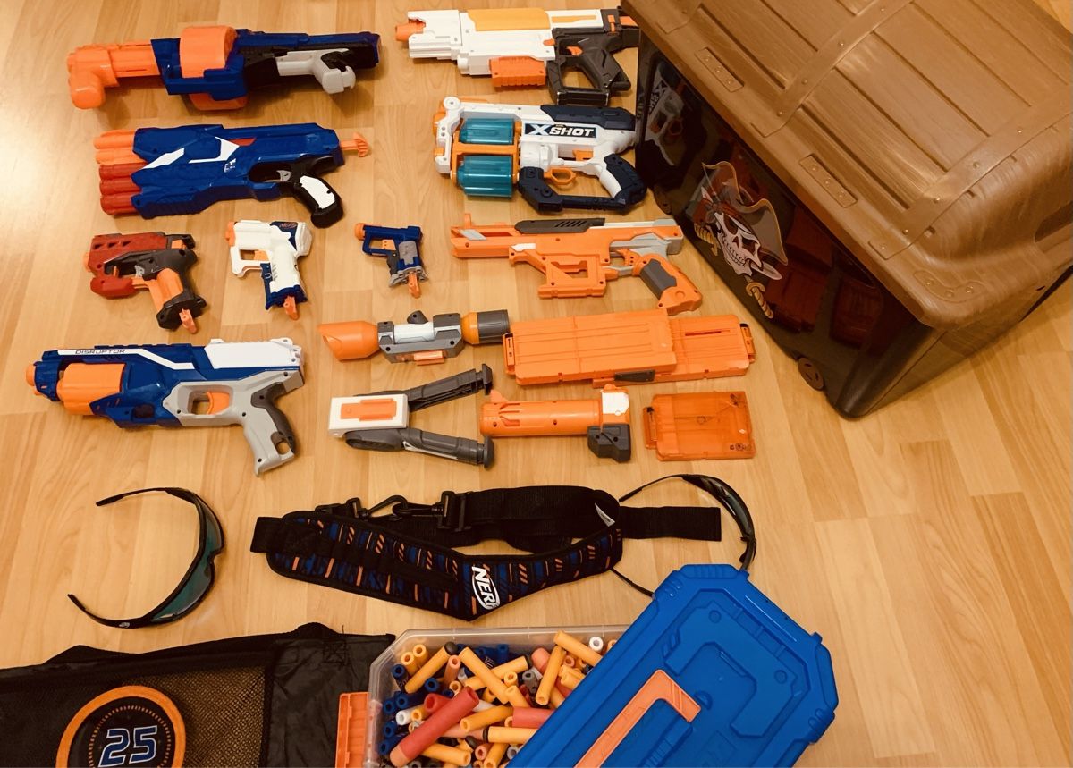 Nerf Spielzeuge: **Grosse NERF Sammlung mit Zubehör und Munition** – Gebraucht aus Villigen von 28Nora82 3
