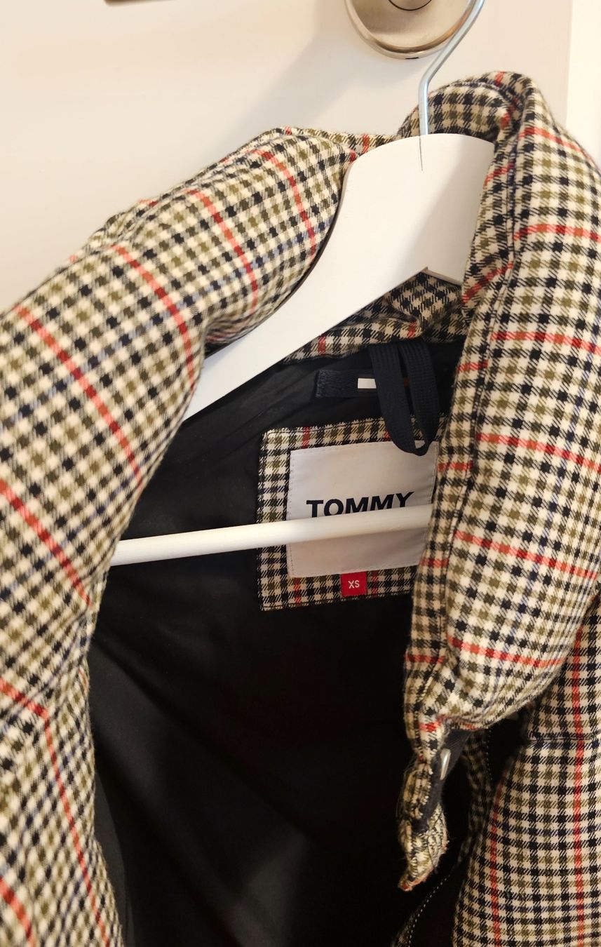 Tommy Hilfiger Giacche: Winterjacke Tommy Jeans – Usato da Winterthur venduto da NJC.M 3
