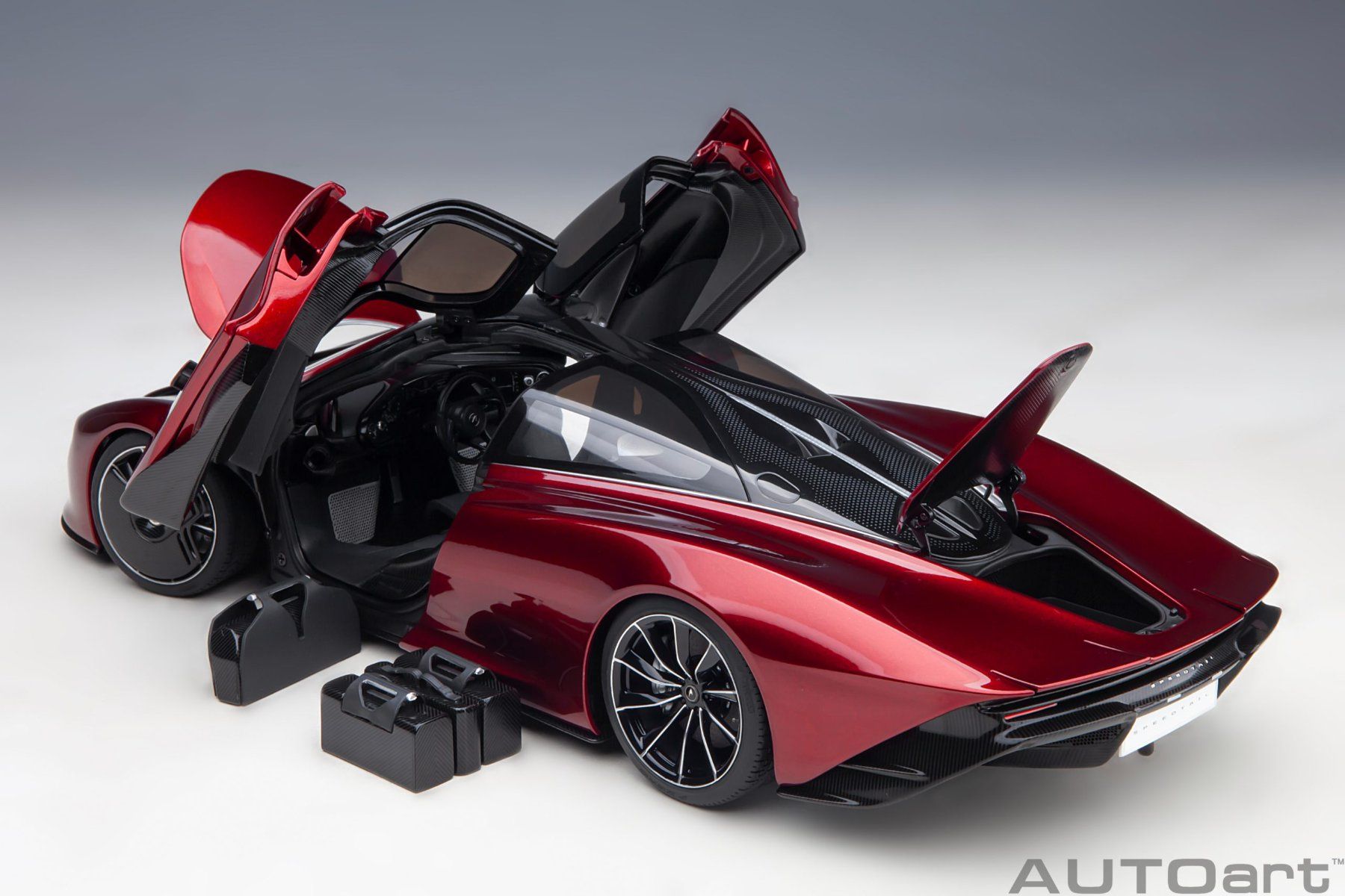 Autoart Modellini d'auto: 1:18 AUTOart - McLaren Speedtail – Nuovo e nell'imballaggio originale da Tübach venduto da BonnevilleMotors