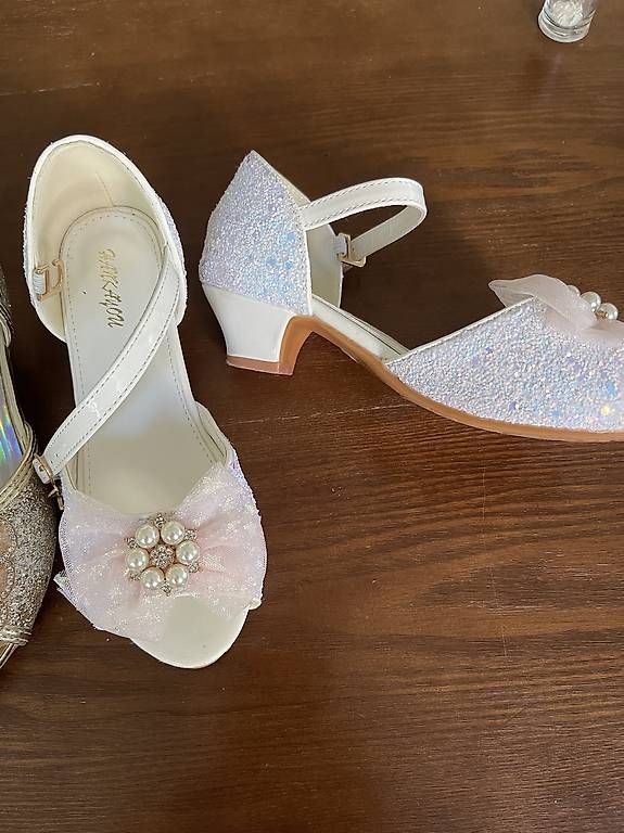 Chaussures filles: Schuhe – D'occasion à Zürich par jka_rvq8 2