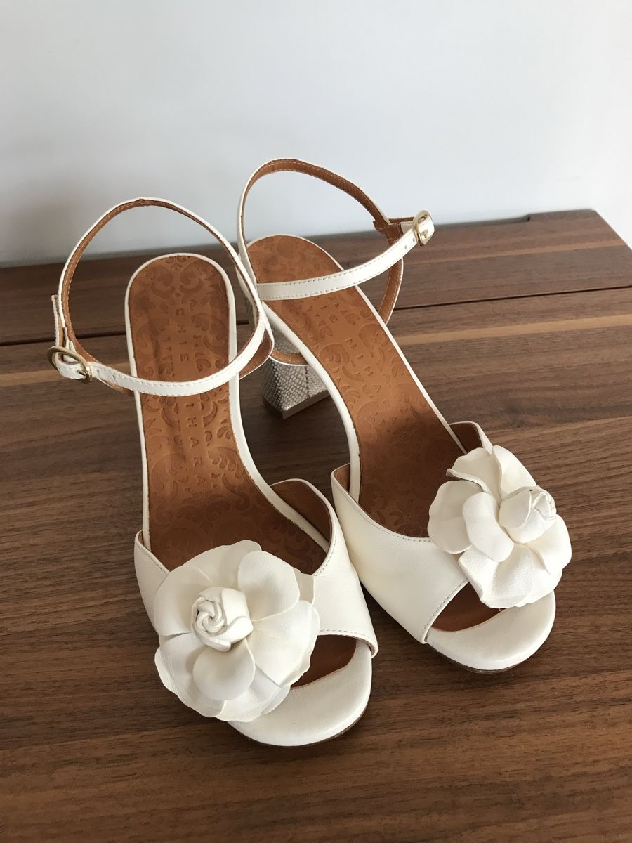 Chie Mihara Scarpe da donna: Chie Mihara Hochzeitssandalen Gr. 38 – Nuovo (secondo la descrizione) da Cham venduto da Maya.B.