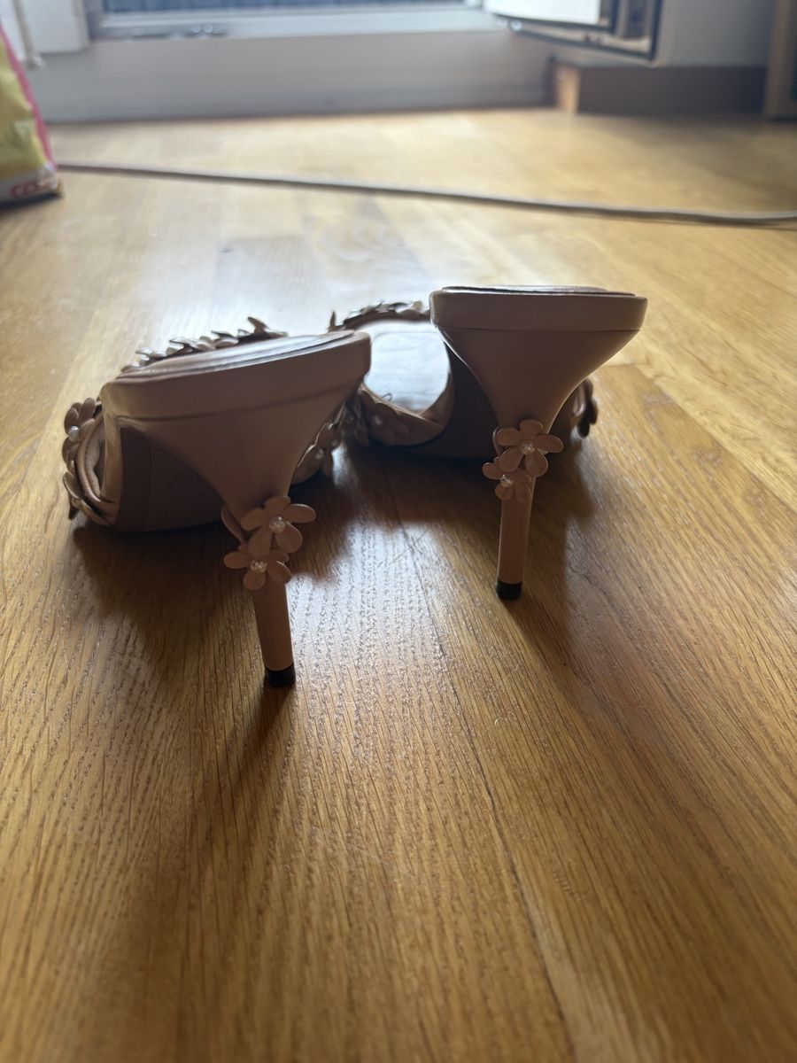 Scarpe da donna: Highheels Zara – Nuovo (secondo la descrizione) da Zürich venduto da lsh 1
