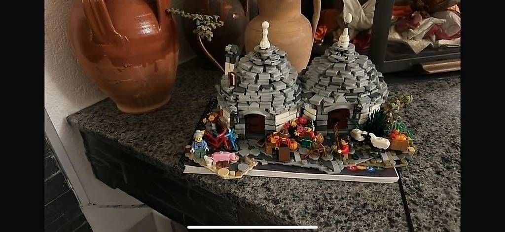 Lego Kit di costruzioni: Trulli di Alberobello aus Lego – Nuovo e nell'imballaggio originale da Schöftland venduto da Stella 4