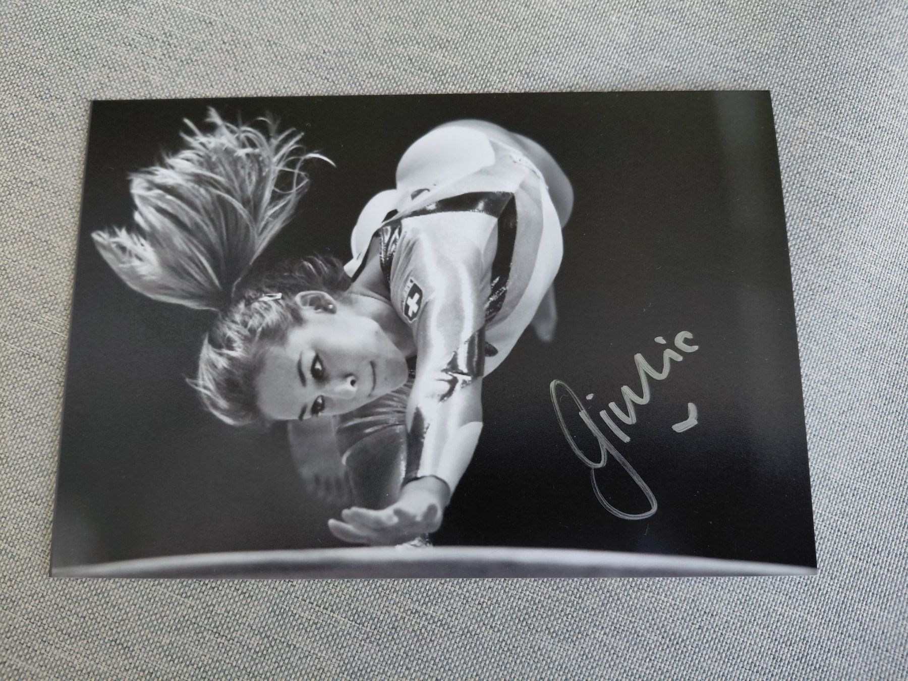Autografi: Autogramm Giulia  Steingruber – Usato da Schmerikon venduto da Olympia04