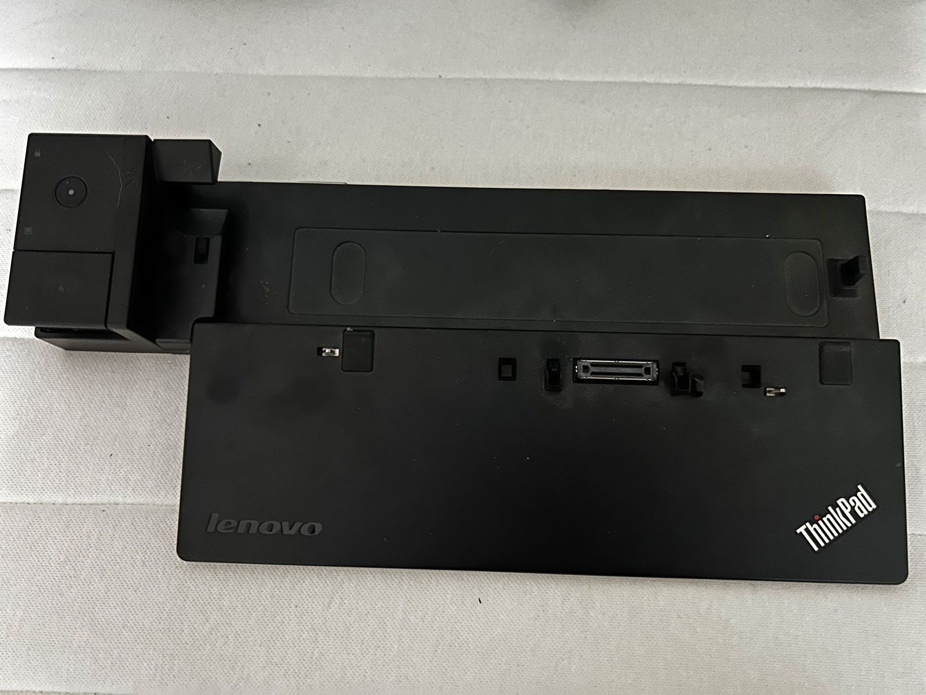 Lenovo Dockingstation: Lenovo ThinkPad Ultra Dock – Gebraucht aus Lüsslingen von Piper