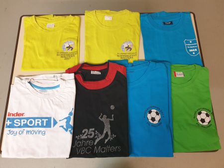 7 T-Shirts, diverse Sport Motive