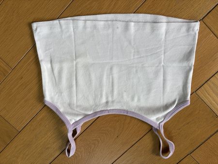 Top blanc et violet, crop top