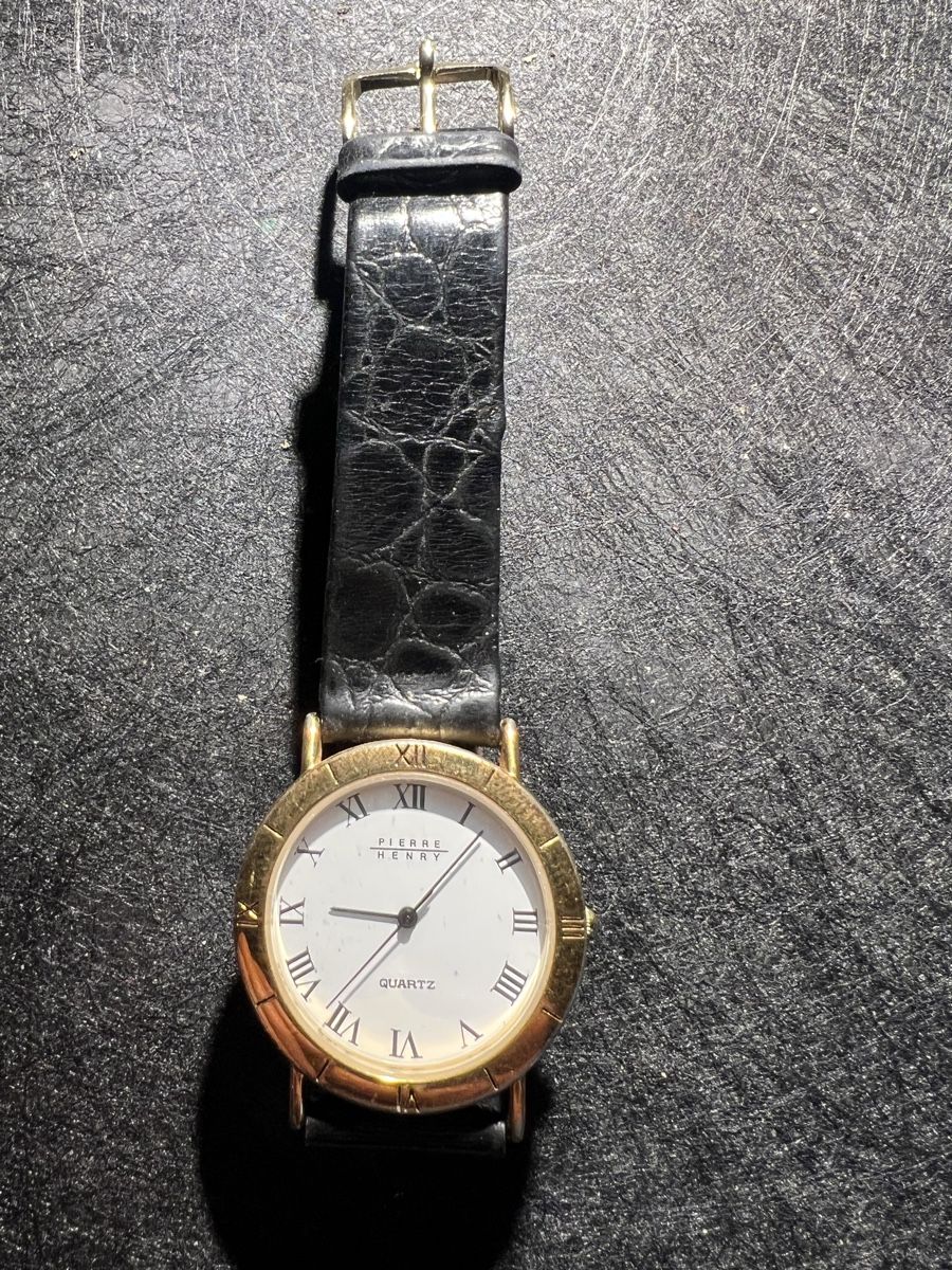 Orologi: Pierre Henry Uhr – Usato da Laufen venduto da groove60 4