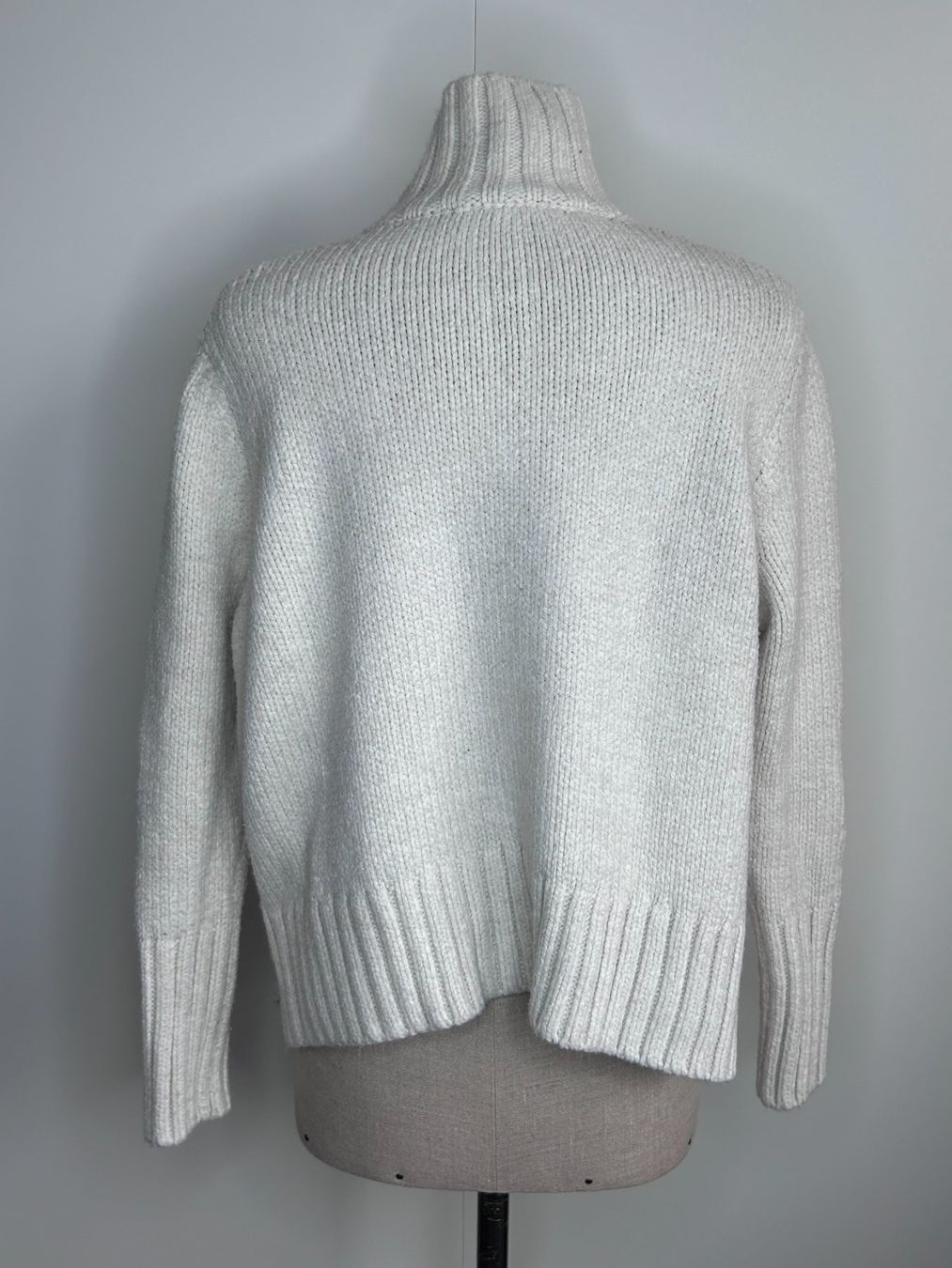 Zara Maglioni & Felpe: Zara Zip-Up Pullover – Usato da St. Gallen venduto da look-twice 2