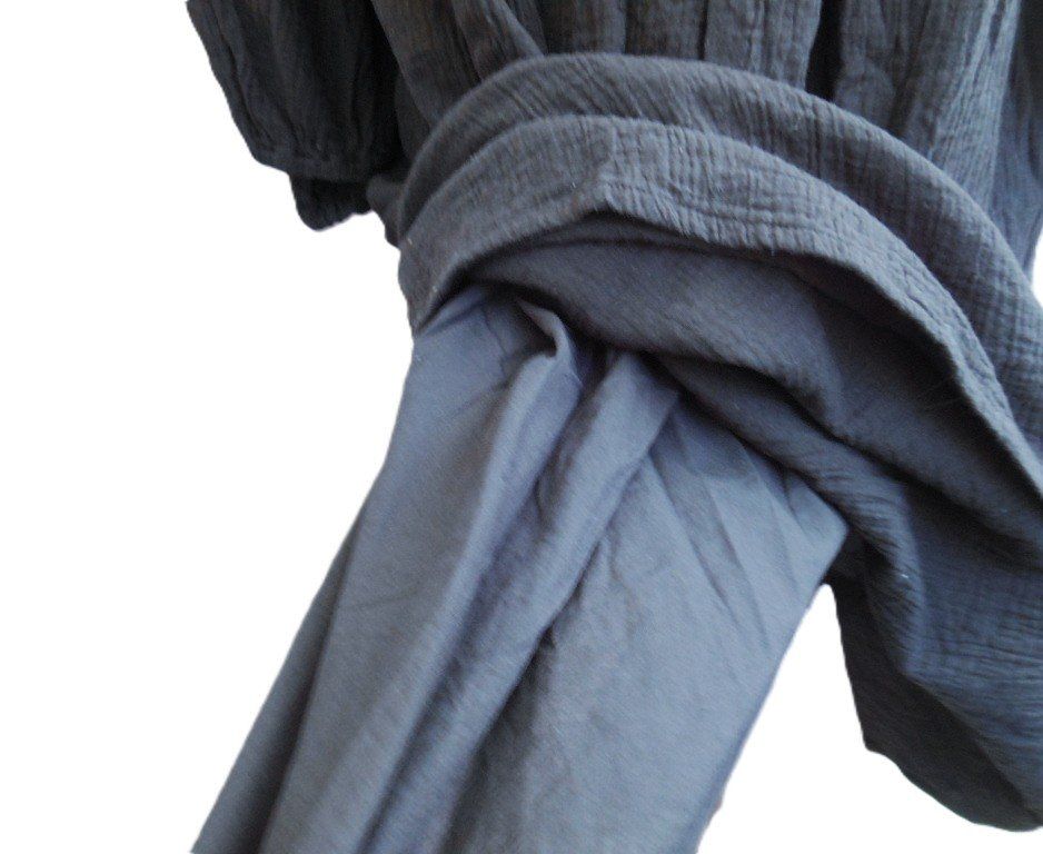 Kleider: Gr. Gr. 46 48 50 52  Kleid schwarz gesticktes Muster weiss – Gebraucht aus Basel von frausommerwind 5