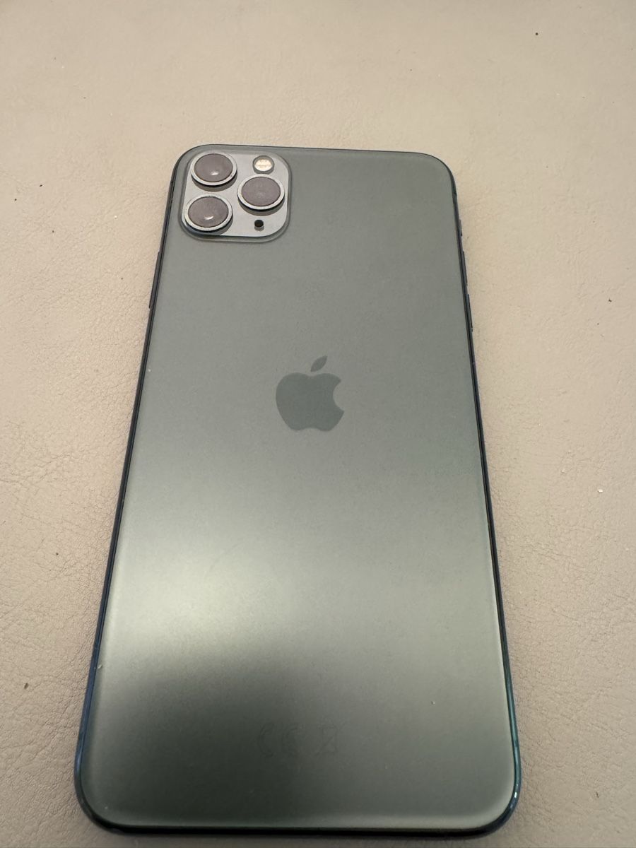 Apple Telefoni cellulari / Smartphones: iPhone 11 Pro Max – Difettoso da Adliswil venduto da Busys 1