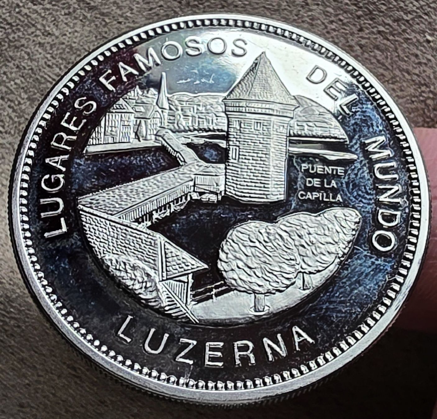 Toutes les monnaies: EQATORIAL GUINEA 1000 FRANCOS 1993 UNZ. PROOF – D'occasion à Winterthur par Creso70
