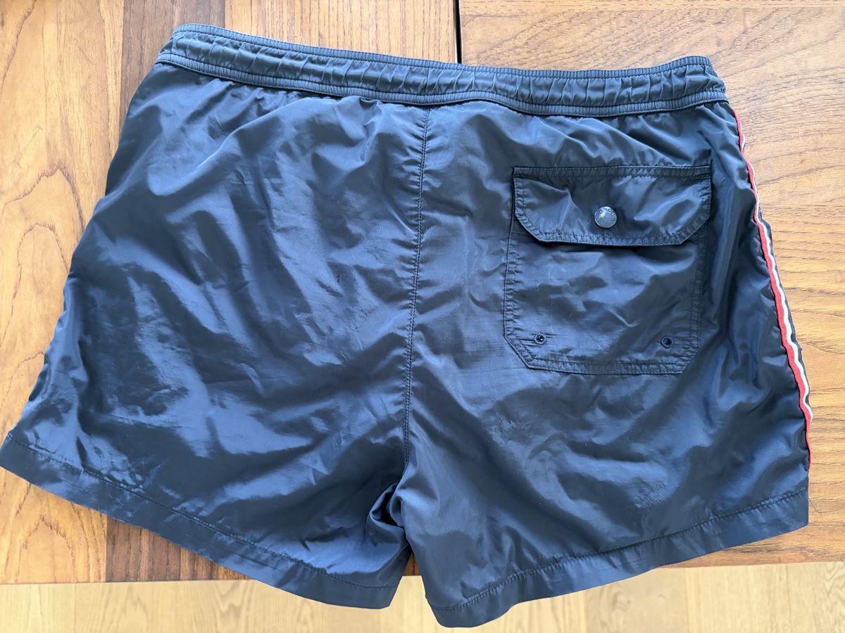 Moncler Costumi da bagno: Moncler Badehose kaum gebraucht – Usato da Amriswil venduto da rau_7srx 1