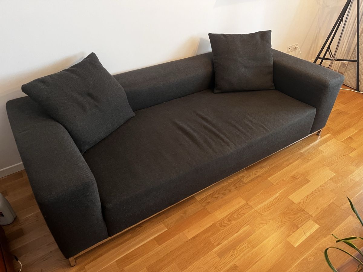 Divani: Dunkelgraues Stoffsofa – Usato da Nidau venduto da Schimione