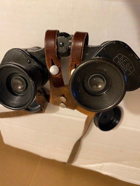 Zeiss Binocoli: MILITÄR FELDSTECHER MIT ETUI  CH ARMEE – Usato da Chur venduto da silbermon 2