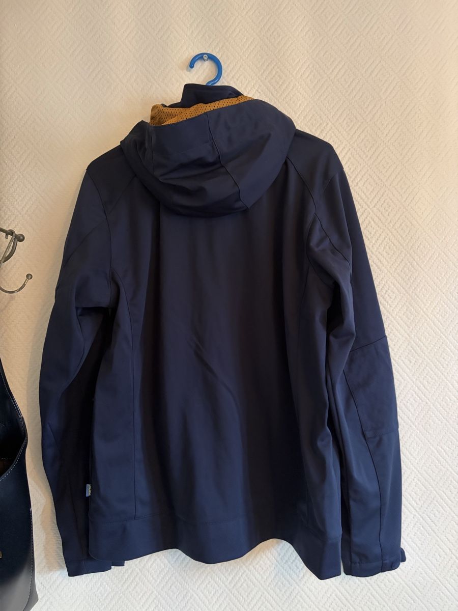 Meru Giacche: Herrenjacke Meru – Usato da Basel venduto da Brunner.T 1