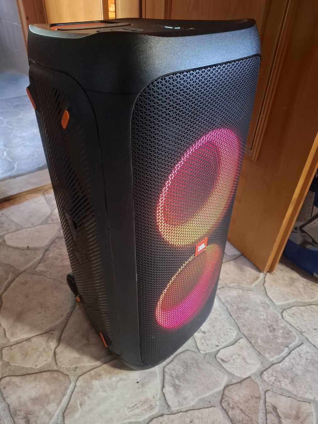 JBL Casse acustiche: JBL Partybox 310 Neu! – Nuovo (secondo la descrizione) da Fraubrunnen venduto da Hady87 4