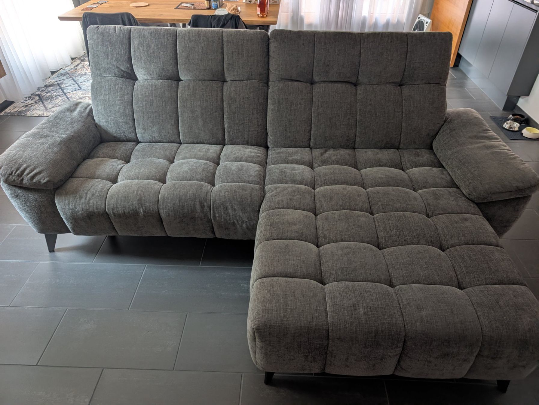 Sofas: Couch / Sofa Grau 260x155cm – D'occasion à Pfäffikon SZ par Mtd83