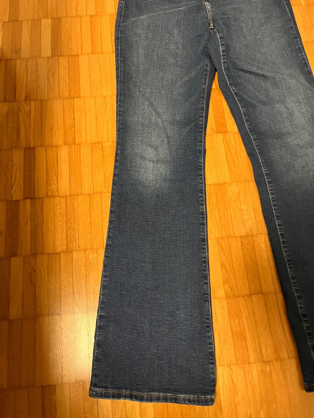 Tommy Hilfiger Jeans: Tommy Hilfiger Jeans Damen 28/32 – Nuovo (secondo la descrizione) da Jona venduto da Good_luck_ 4