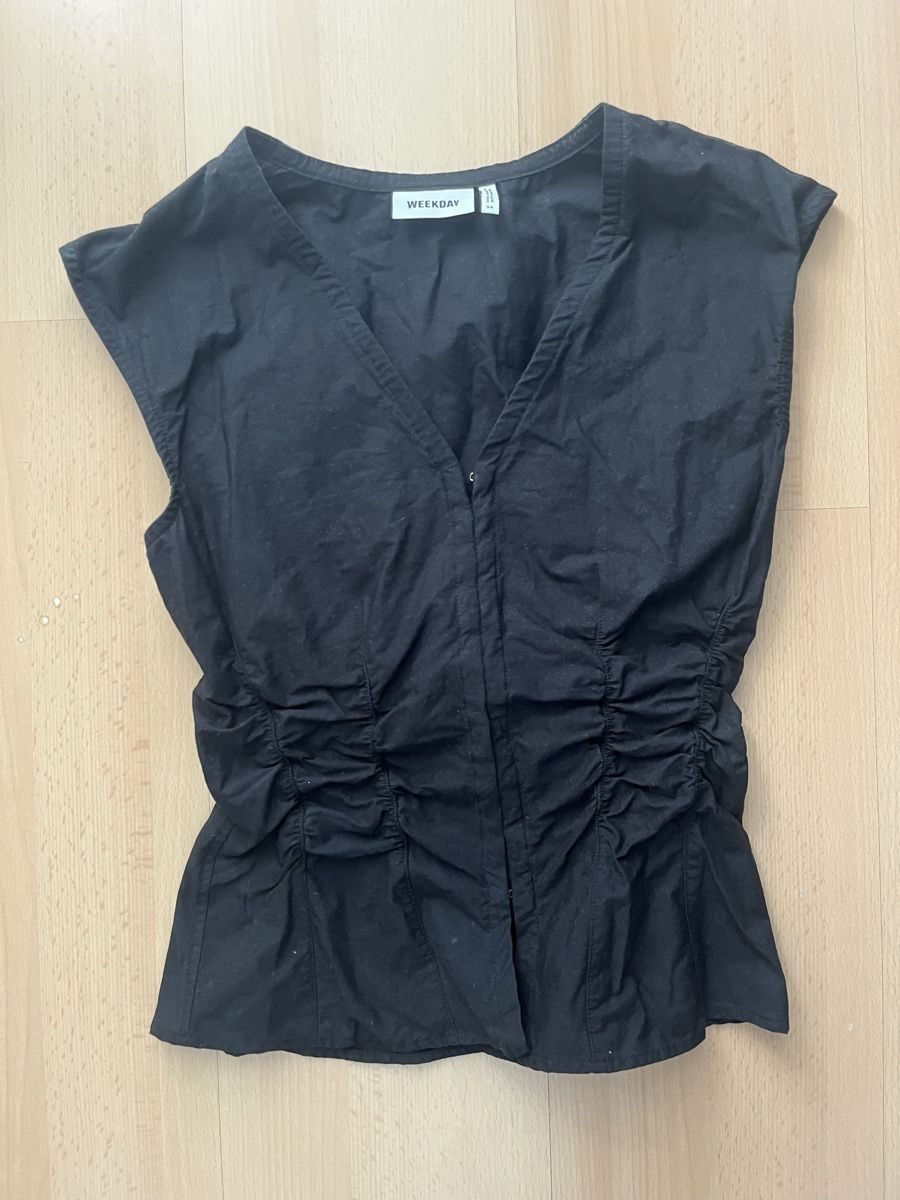 Weekday Top: Weekday Korsett artiges Top – Usato da Basel venduto da jaa_g99v