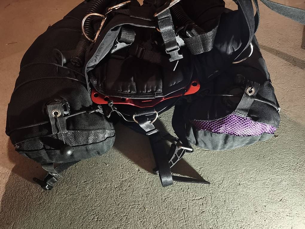 Mute per immersioni: Gilet stabilisateur plongée Dive Rite – Usato da Le Landeron venduto da Snafou 1