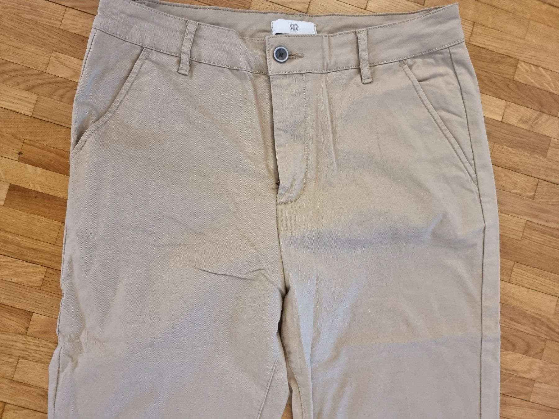La Redoute Pantaloni: Pantalon garçon beige la Redoute – Usato da Veyrier venduto da Leilazizou 3