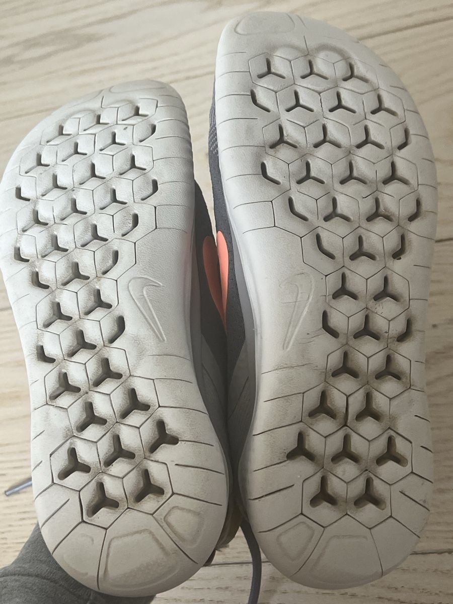 Nike Scarpe da donna: Sneakers from Nike – Usato da Dully venduto da rev_l7jp 4