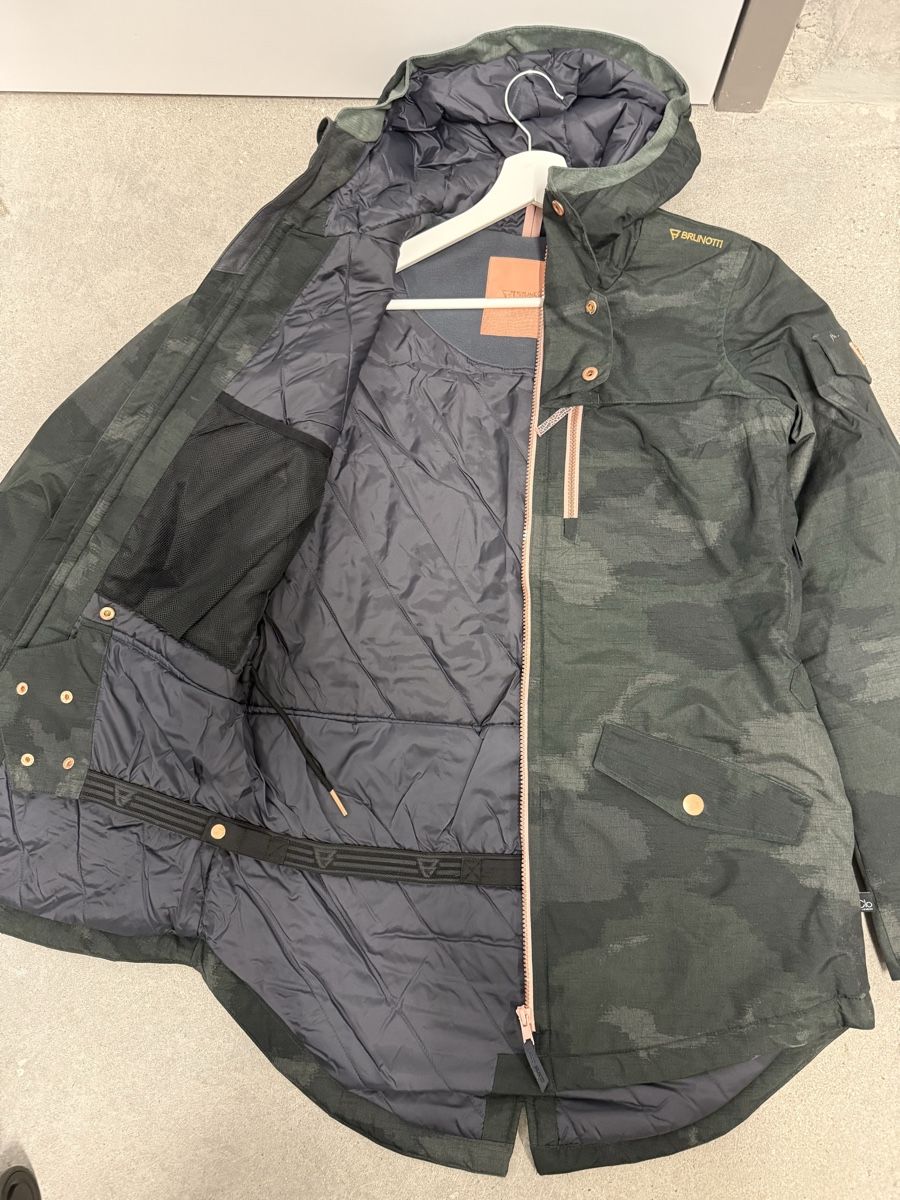 Brunotti Giacche: Snowboard- Skijacke von Brunotti – Nuovo (secondo la descrizione) da Näfels venduto da vike17 3