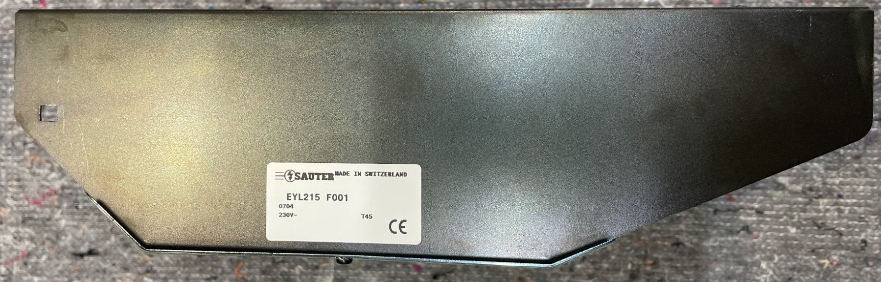 Sistema di controllo: Sauter Kompakt Automationsstation EYL215_F001 – Usato da Mörigen venduto da Q4 4