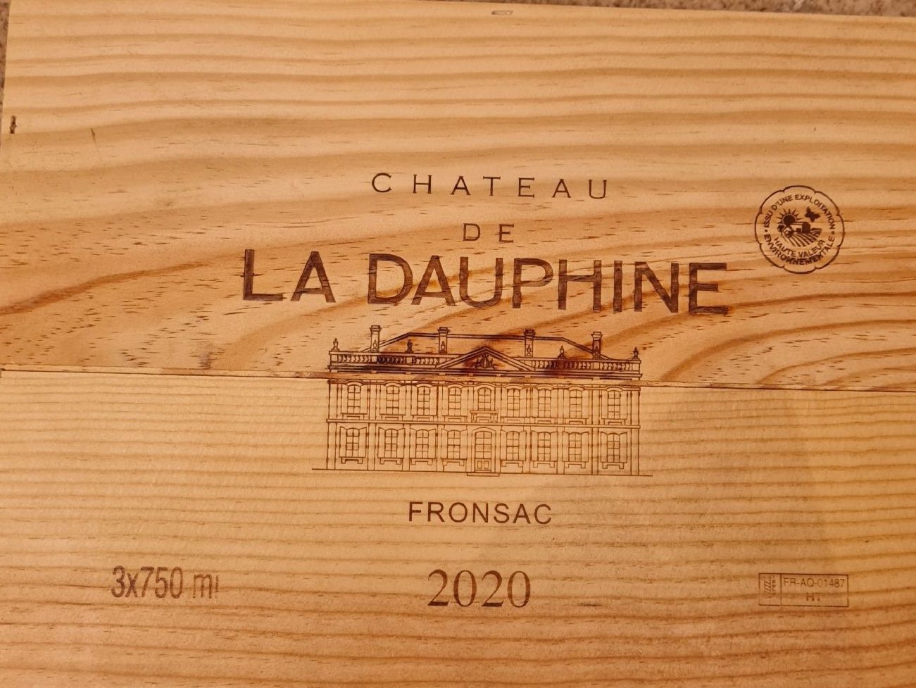 Vino: château de La Dauphine Fronsac 2020 – Nuovo e nell'imballaggio originale da Matran venduto da kam_7k5k