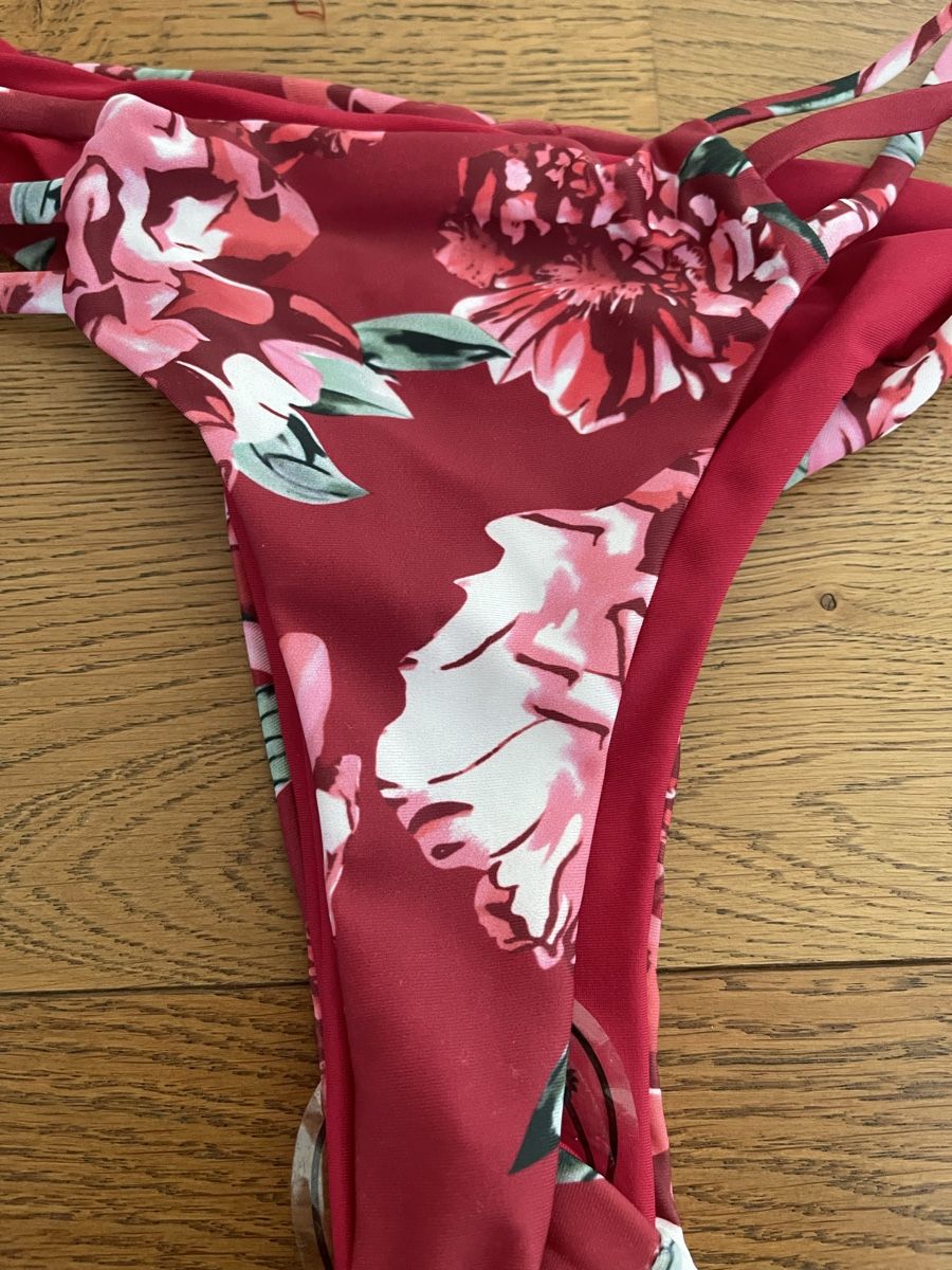 Costumi da bagno & Bikini: Neues Bikini in Rot Bordeau Grösse S TrianGle – Nuovo e nell'imballaggio originale da Bassersdorf venduto da Sandy456 1