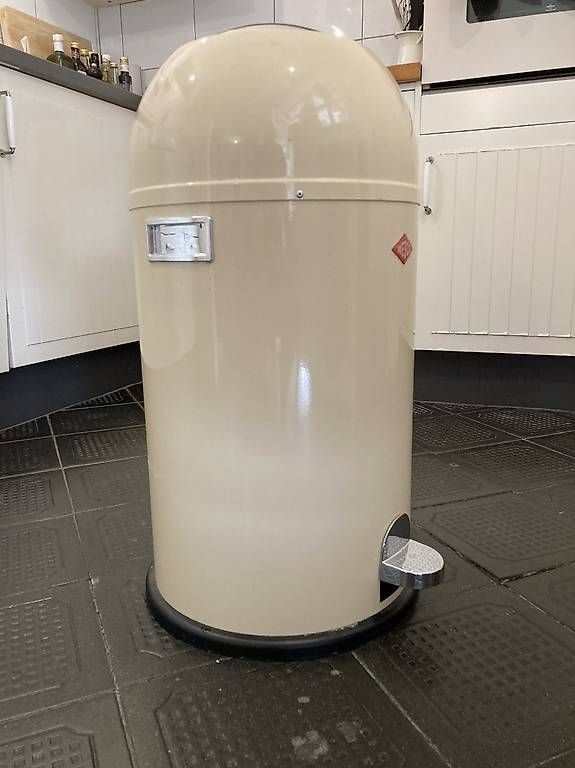 Cestini per rifiuti: WESCO Abfalleimer, Retro-Design, Creme/Beige – Usato da Pratteln venduto da riq 1