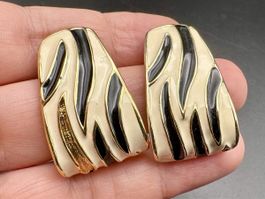 Vintage Goldfarbe und Emaille Ohrringe, Zebra Stil