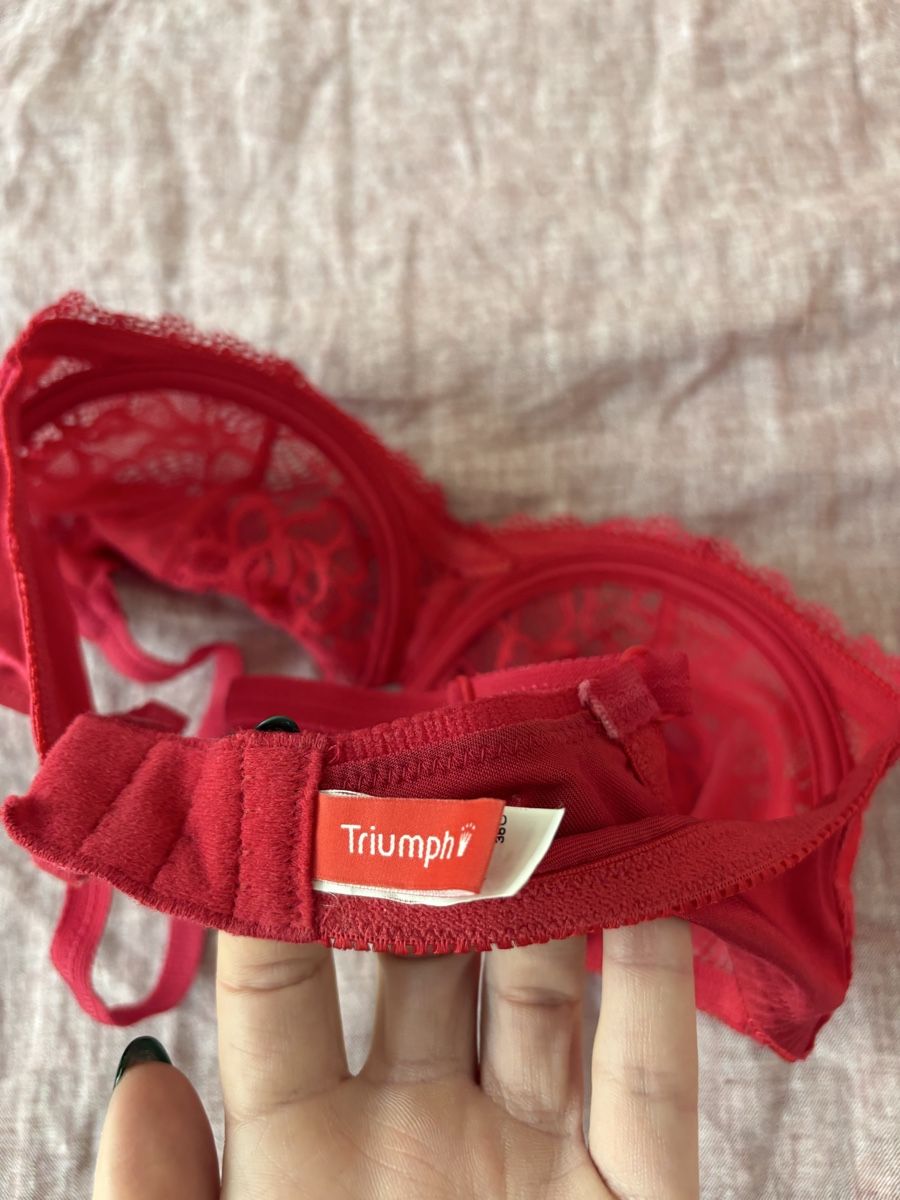Triumph Altra biancheria intima: Soutien-gorge rouge Triumph 80C – Usato da Vésenaz venduto da ilomd 5
