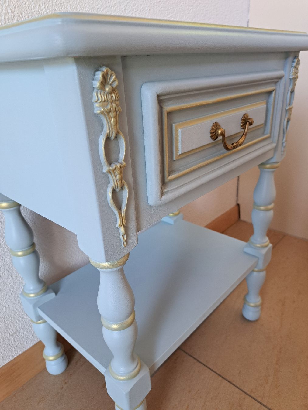 Comodini: Nachttisch im Vintage Stil hellblau mit Schublade – Usato da Urswil venduto da Deko-Meise 6