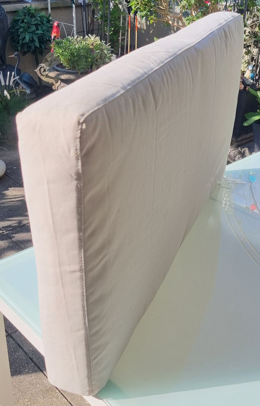 Ikea Cuscini: Neue Loungkissen mit Bezug beige – Nuovo (secondo la descrizione) da Buchs AG venduto da alp_x87d 2