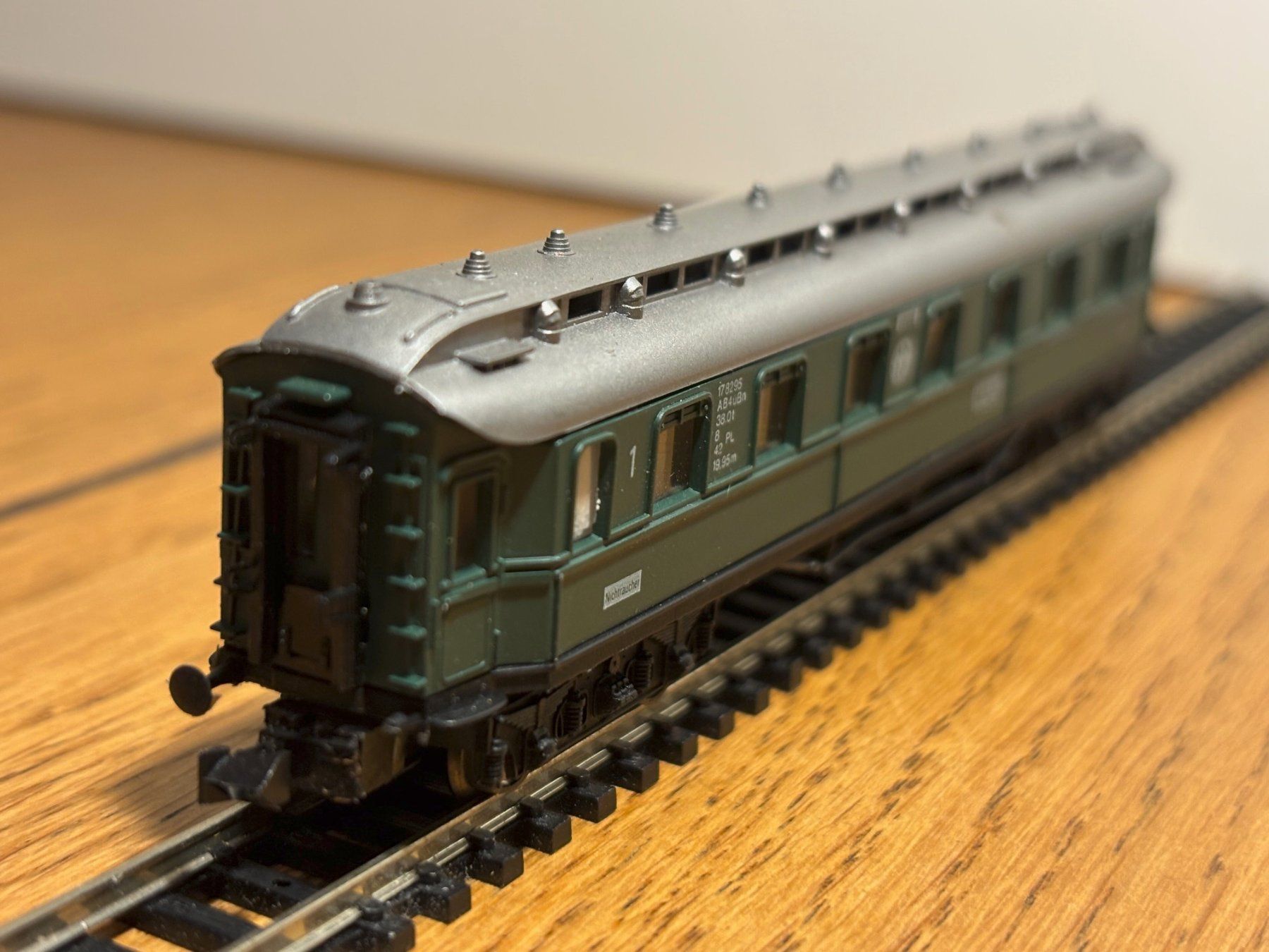 Modellini di ferrovie: *e1179: Abteilwagen 1./2. Klasse (Spur N) – Usato da Birsfelden venduto da Birs_25 3