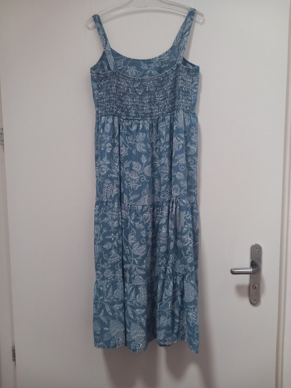 Kleider: Kleid hellblau weiss 38 – Gebraucht aus Näfels von gil_sindamel 1