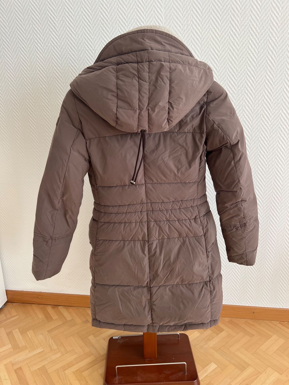 Peuterey Mäntel: Peuterey doudoune taille 40 (petit 36) – Gebraucht aus Fribourg von Monalisa_13 2