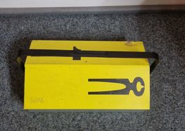 MEWA Werkzeugkiste aus Metall, gelb, Vintage,