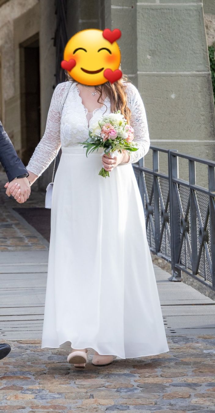 Vestiti: Chiffonkleid mit Pailetten, Standesamtskleid / Hochzeit – Nuovo (secondo la descrizione) da Münchenbuchsee venduto da Babsique 2
