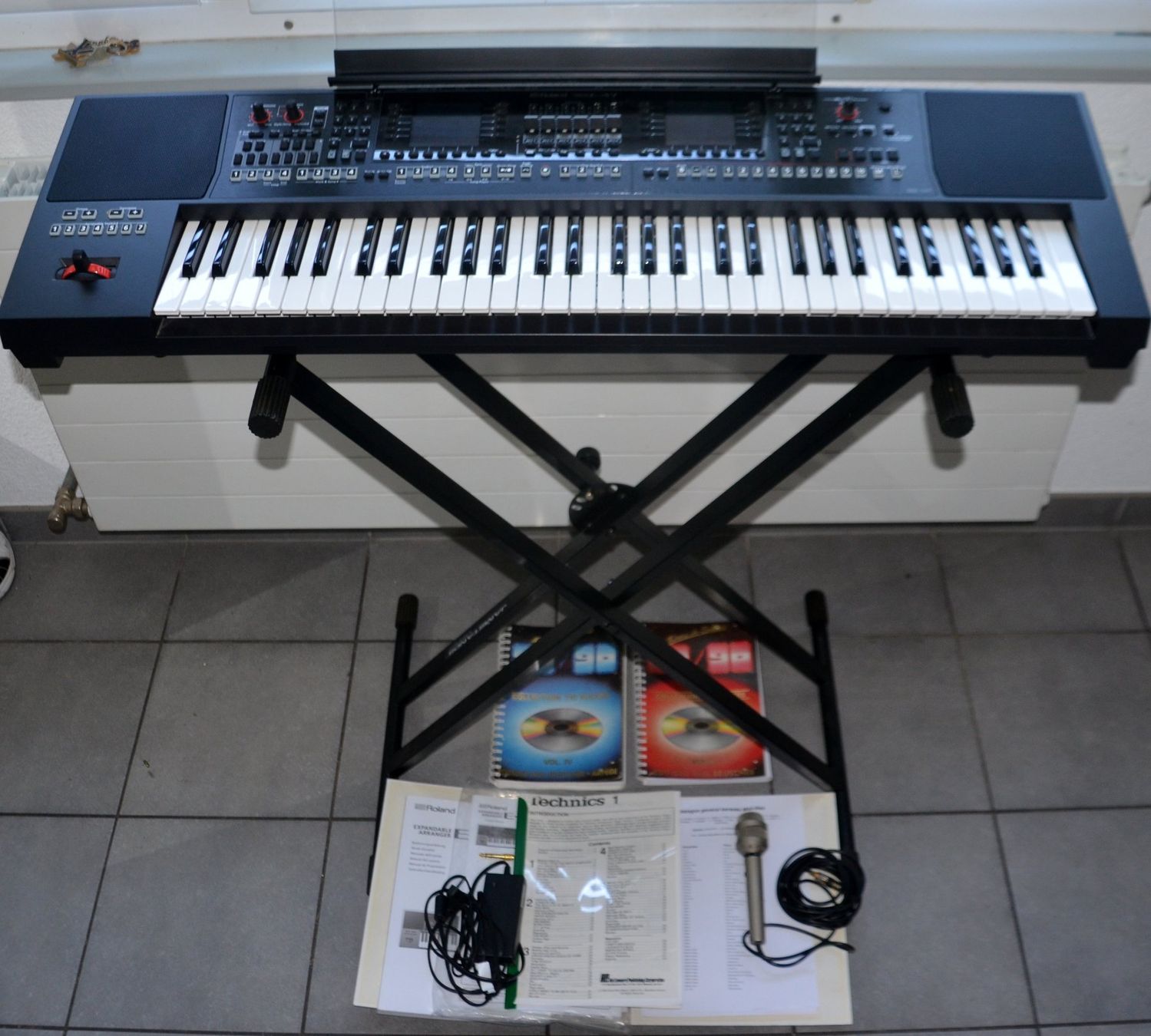 Roland Strumenti musicali: Roland E-A7 Digitalpiano / Piano numérique – Usato da Collonges venduto da arashee