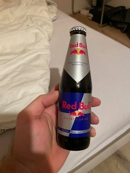 Borracce & Thermos: Red Bull Sammlerobjekt! Hoher Wert und selten. – Usato da Freienbach venduto da dom1985