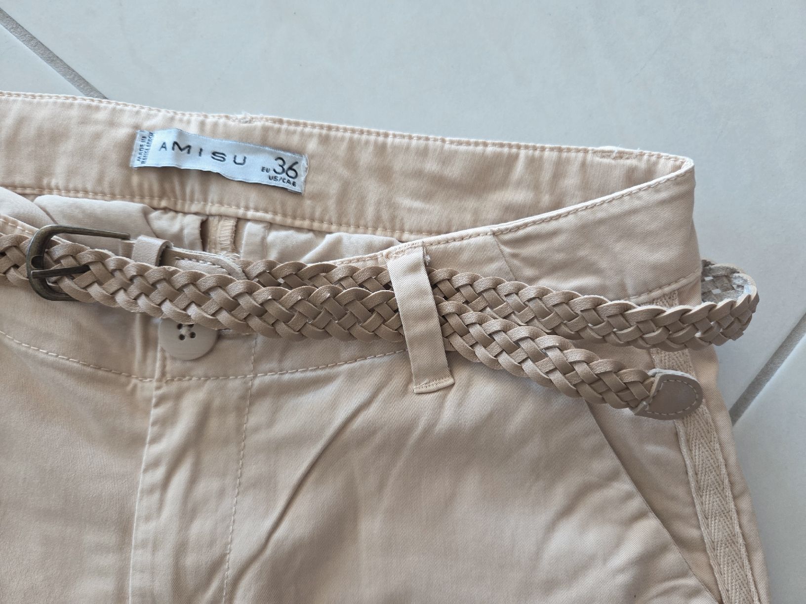 Pantaloni: Shorts gr. 36 – Nuovo (secondo la descrizione) da Bronschhofen venduto da Katrusja 2