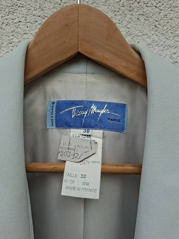 Giacche: Thiery Mugler PARIS Blazer Gr. 38 fr. – Usato da Muttenz venduto da mor_x7k6 1
