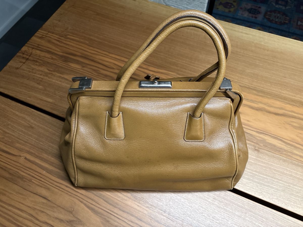 Prada Taschen für Damen: Vintage Prada Doctor bag Handtasche – Gebraucht aus Contra von bubi 2