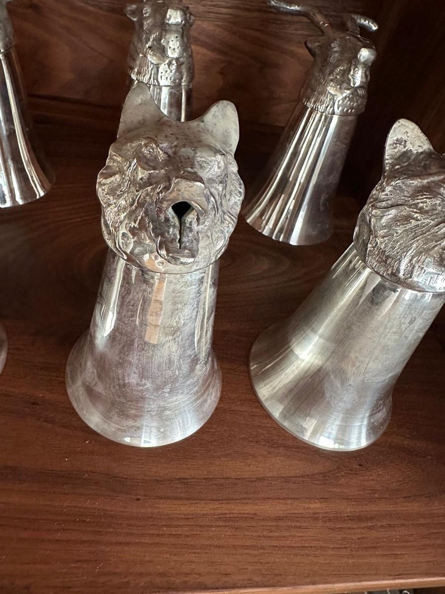 Altre raccolte & rarità: Versilberte Becher Tierkopf Relief: 5x Wolf, 5x Steinbock – Usato da Andelfingen venduto da Rschmidt1 1