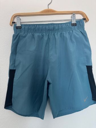 Short Nike bleu taille M