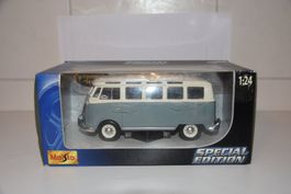 MAISTO VW Bulli T1 Van Samba Conducteur 1:24